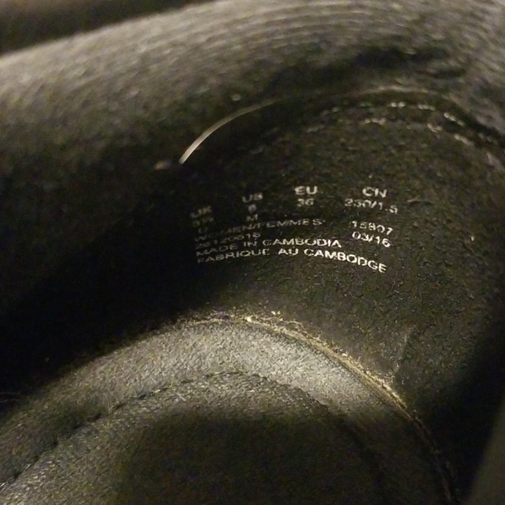 Clark's booties - Picture 3 of 7